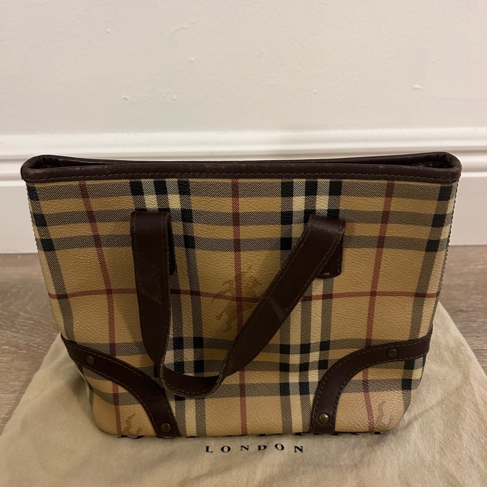 Vintage Burberry bag